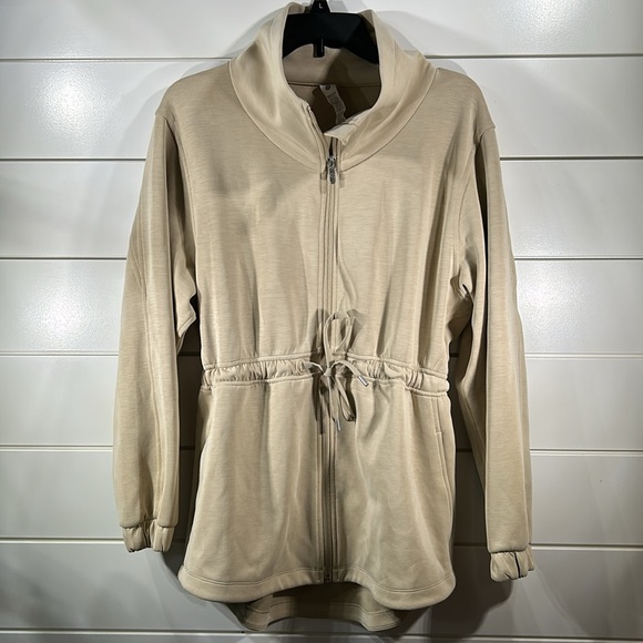 Lululemon athletica Softstreme Cinch-Waist Jacket - Opal Size 6 Like New - Picture 4 of 8